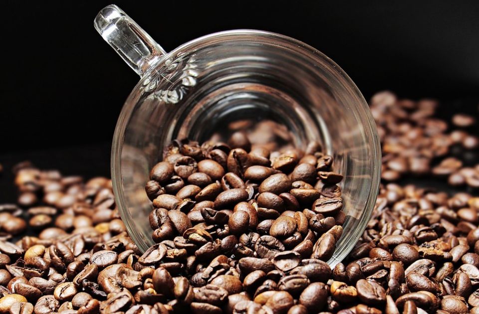 Nišlijka osumnjičena da je u dve prodavnice ukrala 19 kilograma kafe