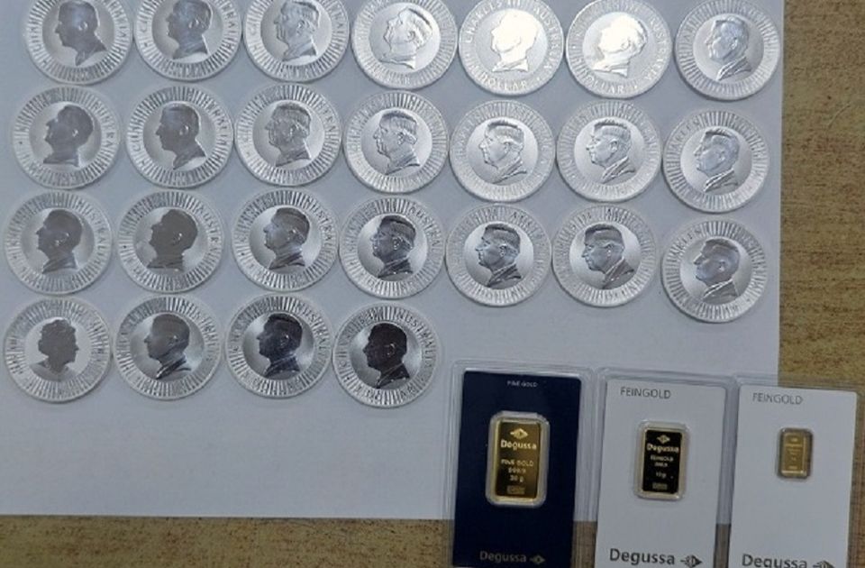 Sprečeno krijumčarenje srebrnjaka i investicionog zlata