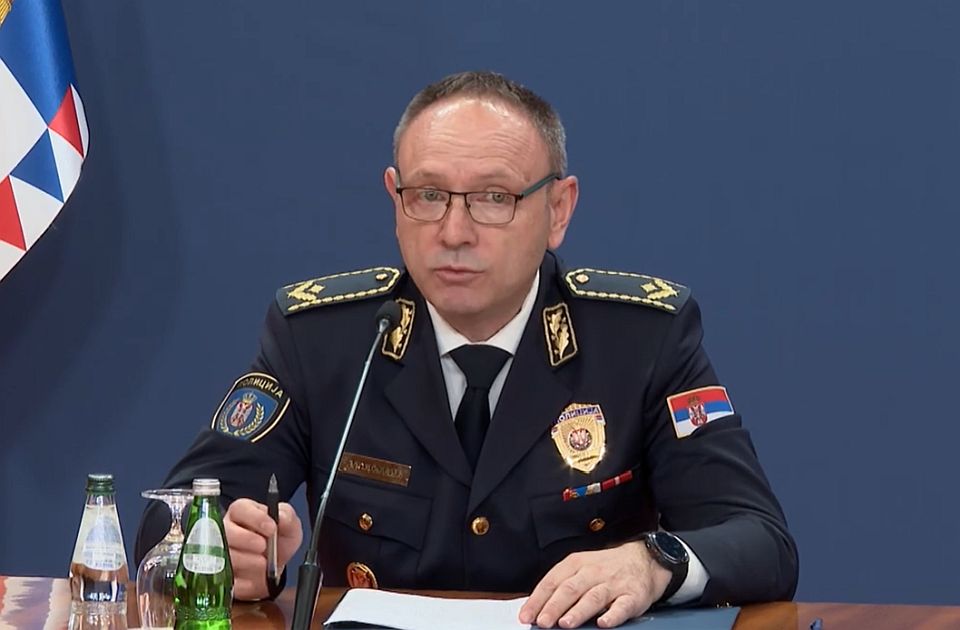 Direktor policije Vasiljević: Novi zakon će predvideti - otkaz za one koji rade poslove nespojive sa službom 