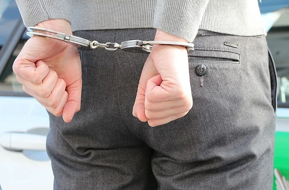 Državljanin Srbije uhapšen po poternici na granici sa Crnom Gorom: Ide na robiju zbog nasilja u porodici