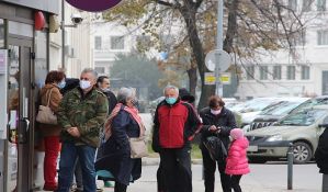 GRAFIKA Prvih dana novembra zaražena četvrtina ukupnog broja obolelih u Srbiji od početka epidemije