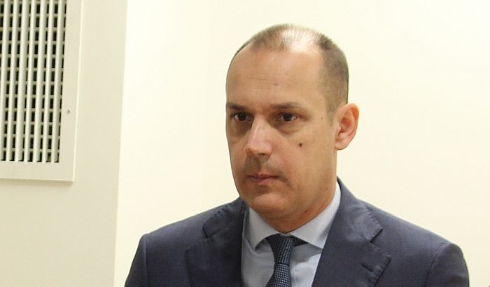 Lončar: Zaboravite jedno vreme na žurke, zaražene iz Beograda lečićemo u bolnicama po Srbiji