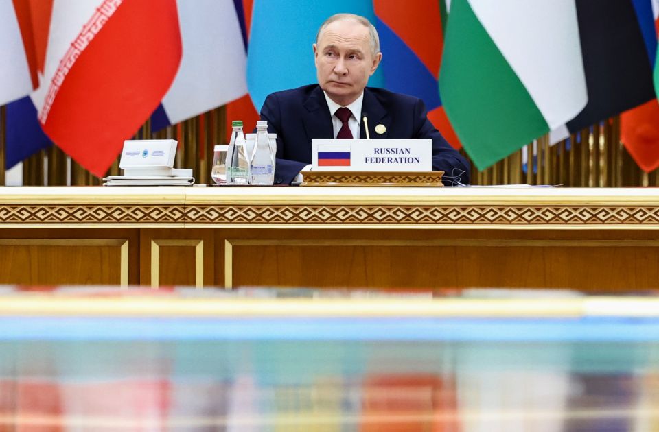 Putinovim dekretom stranci za boravak u Rusiji moraju da potpišu ugovor sa vojskom: 