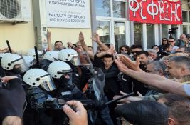 Profesorka Milinkov o ponašanju policije ispred DIF-a: Ponižavajuće prema nama kao ljudskim bićima