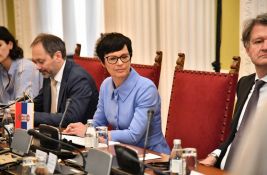 Međak: Kos to nije rekla, ali uslovi za ulazak u EU rasturaju vlast SNS
