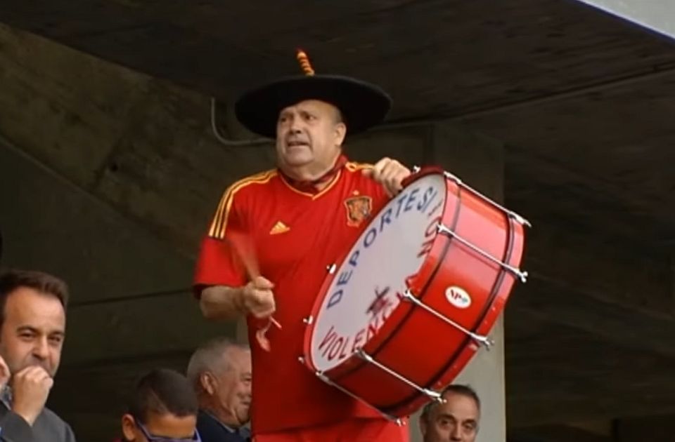Umro "Manolo el del Bombo" - najpoznatiji navijač španske reprezentacije