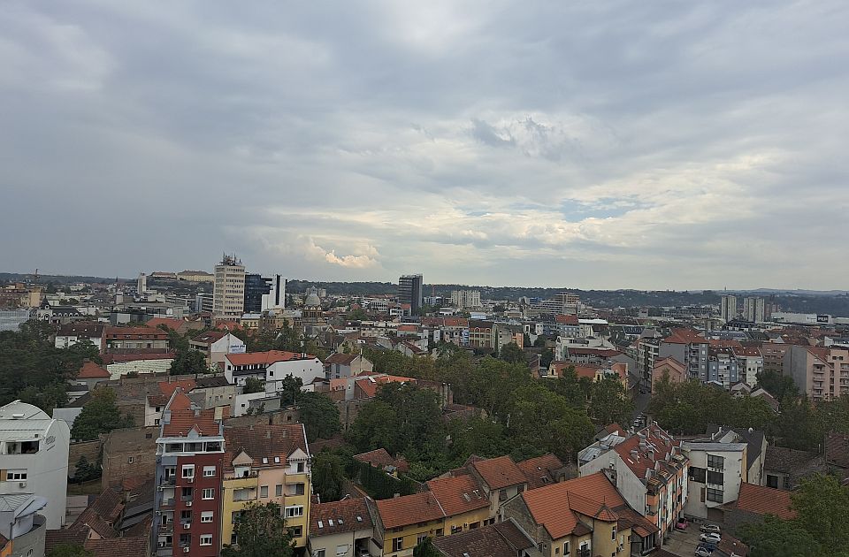 Problemi Novosađana: Urbanističko planiranje, nedostatak parkinga i ekološka pitanja