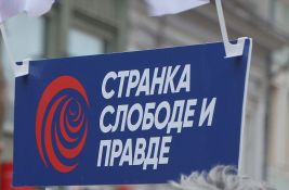 SSP: Naprednjaci krpe novosadski budžet prodajom 