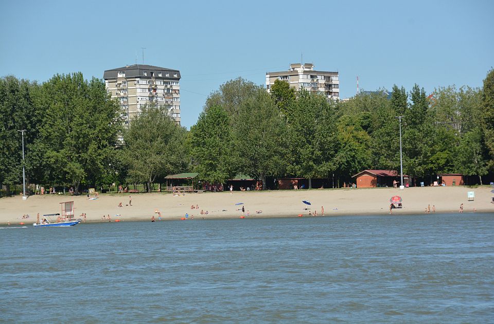 Nakon izlivanja goriva u Dunav: Voda kod Štranda ispravna za kupanje
