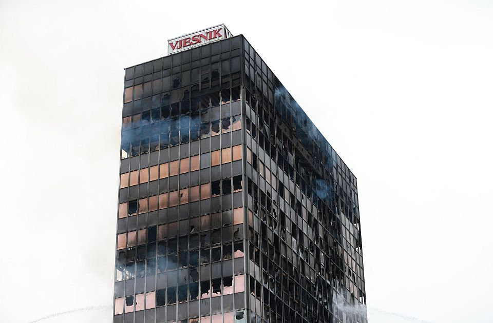 Određen pritvor do 30 dana dvojici osumnjičenih za izazivanje požara u zgradi Vjesnika u Zagrebu