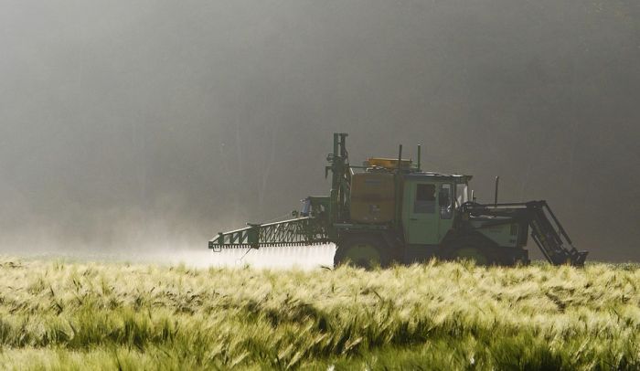 Sporan pesticid čije korišćenje je EU produžila, u upotrebi i u Srbiji