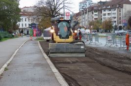 FOTO: U toku sanacija parkinga u Maksima Gorkog