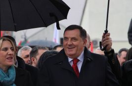 Dodik se zahvalio Vučiću i Brnabić na donaciji od milion evra