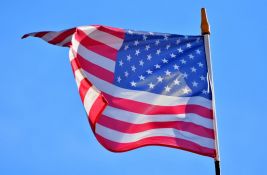Američki rvači na času konverzacije u ponedeljak u Američkom kutku
