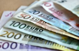 Ekonomisti upozoravaju: NBS potrošila milijardu evra na odbranu dinara
