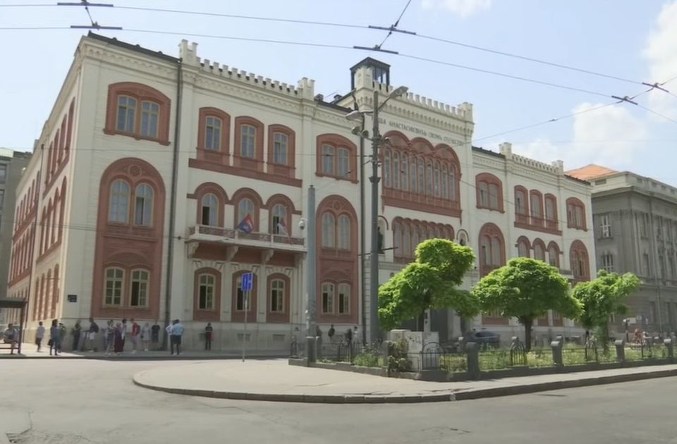 Vučić tvrdi da je na Univerzitetu u Beogradu egzodus 