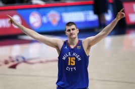 Vučić čestitao Jokiću na tituli NBA šampiona