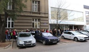 Grad poručio Novosađanima da se Poreskoj upravi obrate preko mejla ili telefona