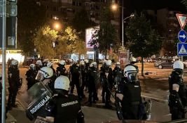 Pančevo primer nesrazmere, ocenjuju pravnici: Povređeno 36 policajaca, privedeno šest građana 