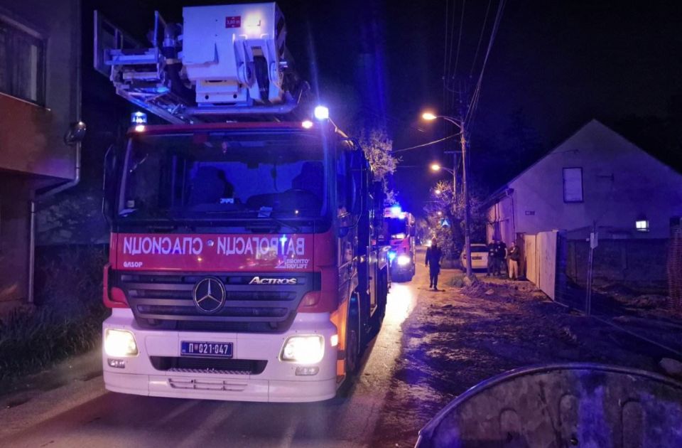 Ugašen požar u stanu na Telepu