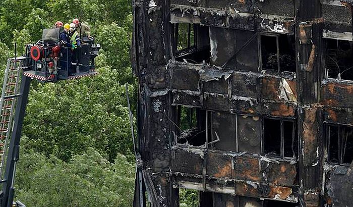 London: Opasne obloge ima oko 600 zgrada, preživelima novi stanovi
