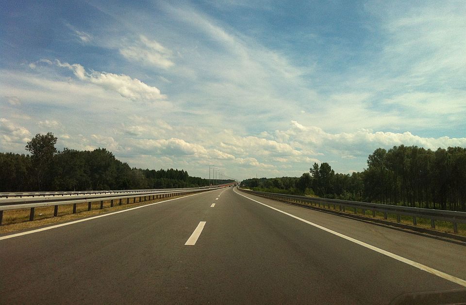 U petak se menja režim saobraćaja na mostu kod Beške zbog radova