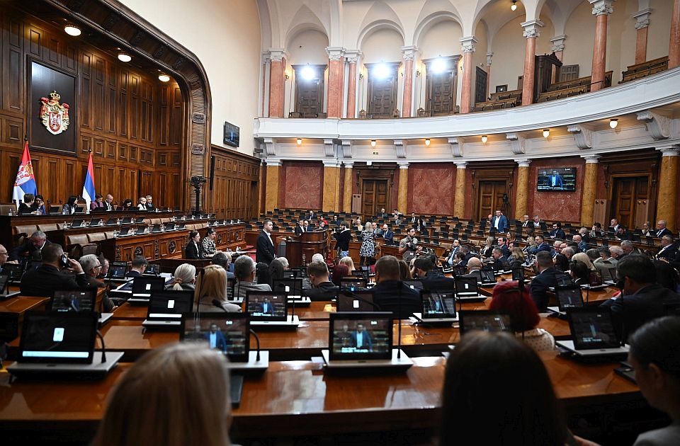 Treći dan zasedanja Skupštine o leks specijalisu za Generalštab i biračkom spisku