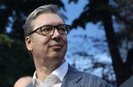 VIDEO: Grupa Srba sa Kosova krenula peške u Kraljevo da podrži Vučića