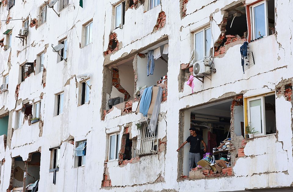 Najmanje 920 poginulih u zemljotresima u Venecueli, više od 3.000 povređenih: Spasioci i dalje tragaju