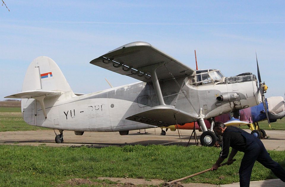 Hronika propadanja čenejskog aerodroma: Od "dva biznismena" i planova na papiru do katanca