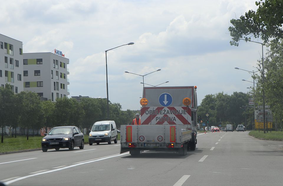 Radar, patrole, udesi i zastoji: Šta se dešava u saobraćaju u Novom Sadu