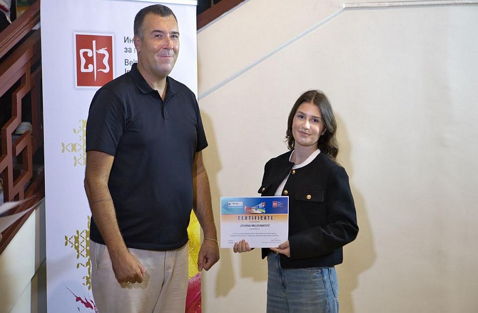 Jovana Milovanović iz Paraćina predstavljaće Srbiju u Kini na svetskom takmičenju u besedništvu na engleskom 