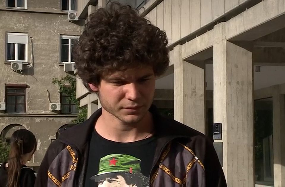 Student priveden na aerodromu pušten na slobodu, ne sme da napušta Beograd