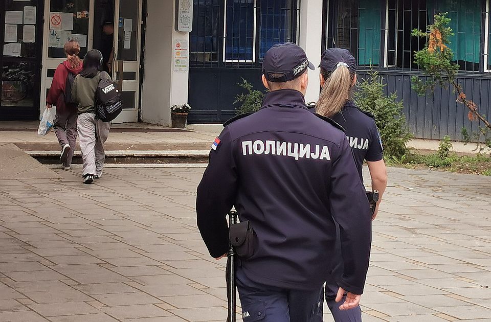 Nastavlja se nastava u OŠ "Vladislav Ribnikar" nakon što je kod učenika nađen nož