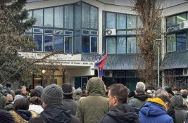 Protestni skup večeras ispred OŠ 