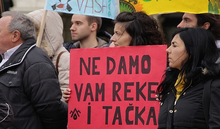 Blic: Izmenom zakona se "na mala vrata" dozvoljavaju mini hidroelektrane