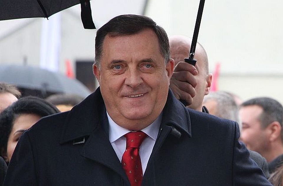 Dodik: Šmita ćemo dočekati jajima