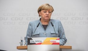 VIDEO: Avion u kom je bila Angela Merkel prinudno sleteo u Keln