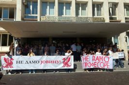Đaci Jovine danas u protestnoj šetnji od Mašinske do Gradske kuće: 56 pisama za 56 profesora