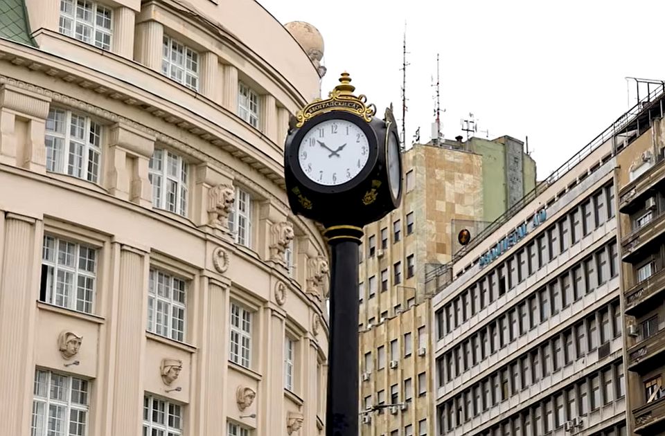 Beogradski sat od sedam i po tona ponovo se pokvario