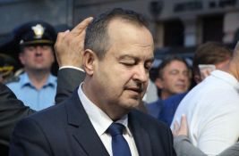 Dačić o napadu kod Ćacilenda: Napadač nije bio učesnik skupa, došao ciljano da zapali i upuca