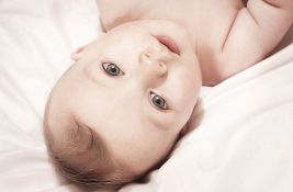 Šta beba vidi u prvoj nedelji života, a šta do svoje prve godine