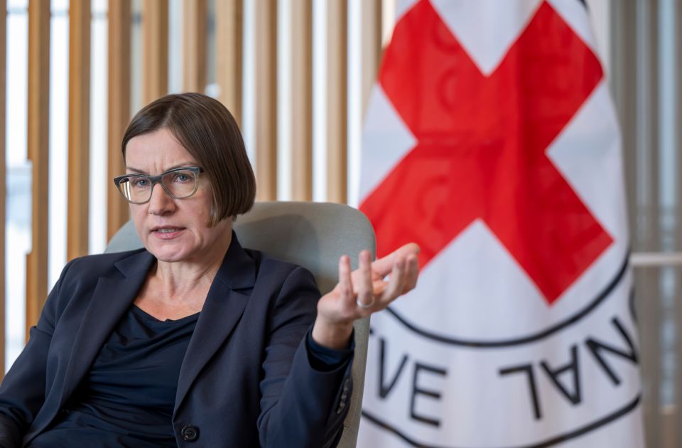 Crveni krst smanjuje budžet, ukida skoro 3.000 radnih mesta 