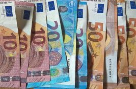 Beograđanka ostala bez 70.000 evra: Ubedili je da sinu hitno treba operacija