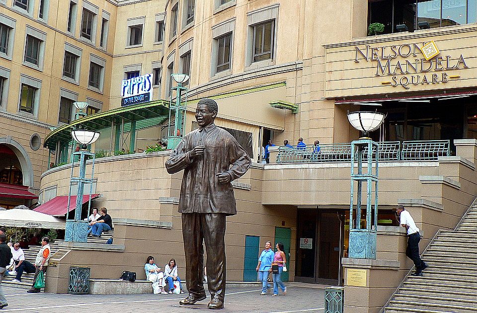 Na današnji dan: Rođeni Robert Huk i Nelson Mandela, Legija osuđen za ubistvo Stambolića