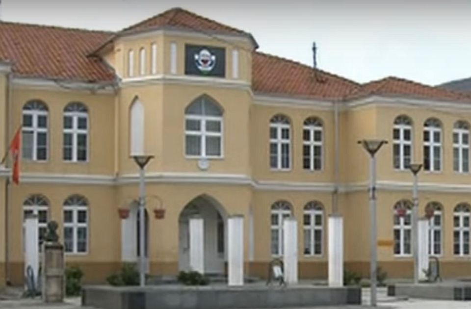 Nacionalni savet Albanaca deli 765 stipendija za albanske studente, novac od kosovske vlade