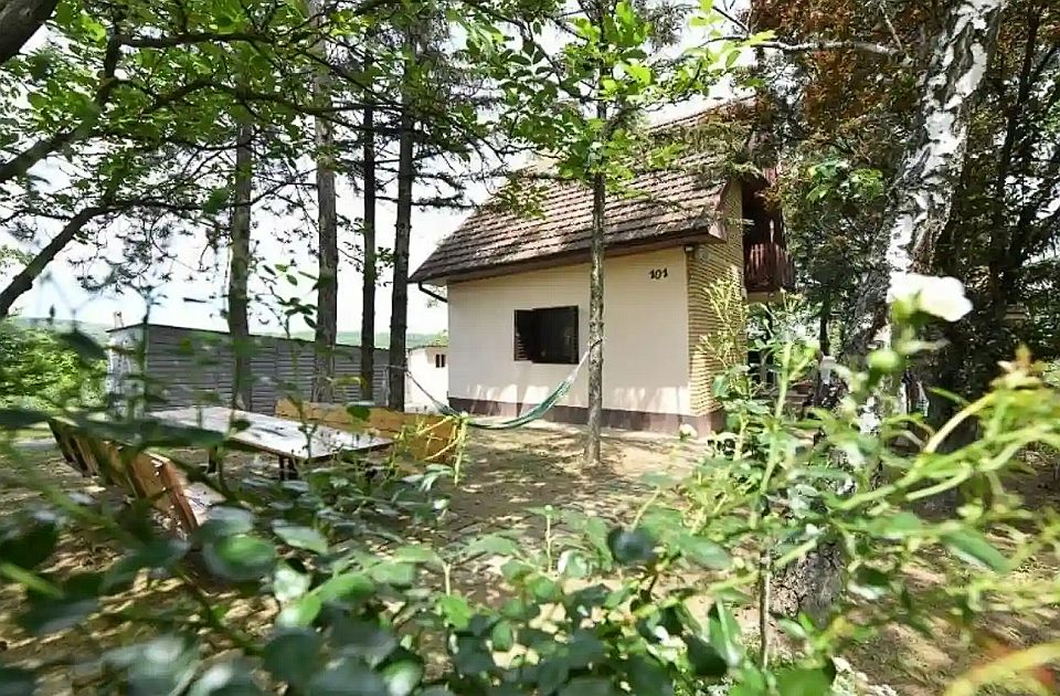 FOTO: Tri nekretnine za odmor u Vojvodini