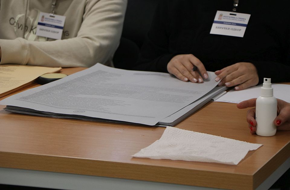 RIK objavio rezultate ponovljenih izbora: SNS 46,75 odsto glasova, "Srbija protiv nasilja" 23,66 