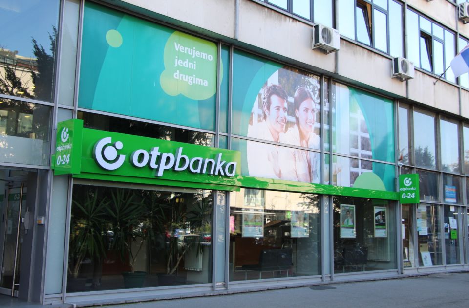 Veliki broj žalbi posle integracije Vojvođanske banke u OTP, evo šta o problemu kažu u banci