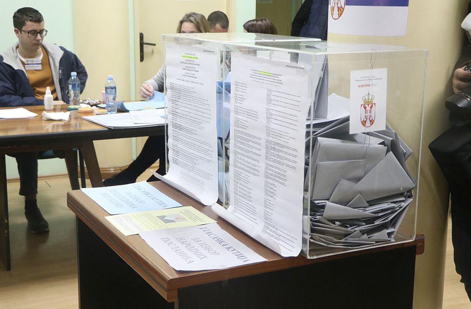 Proglašene još tri liste za pokrajinske izbore: Dačićeva, Šešeljeva i Ruske stranke